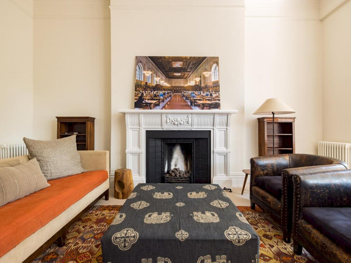 Pass The Keys Gorgeous With Access To A Private Garden Apartamento Londres