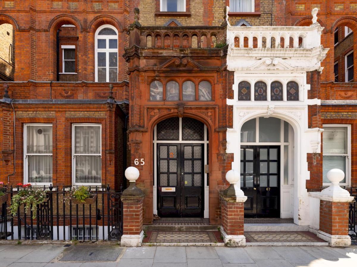 Pass The Keys Gorgeous With Access To A Private Garden Apartamento Londres